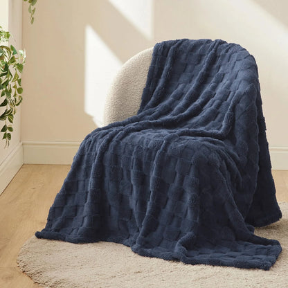 Lightweight Fluffy Fleece Blanket, for Sofa or Bed, Machine Washable.