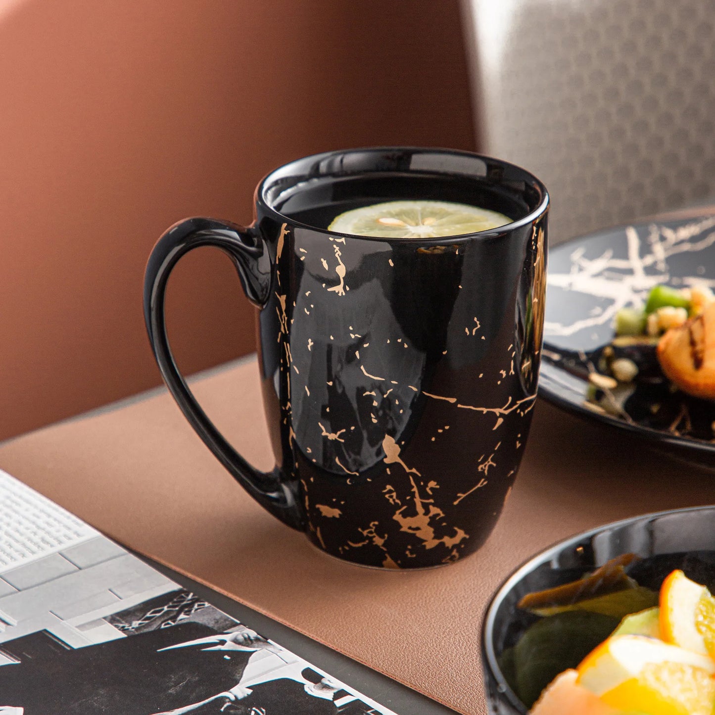 Black 16/32/48 Piece Porcelain Dinnerware Set with Gold Splash