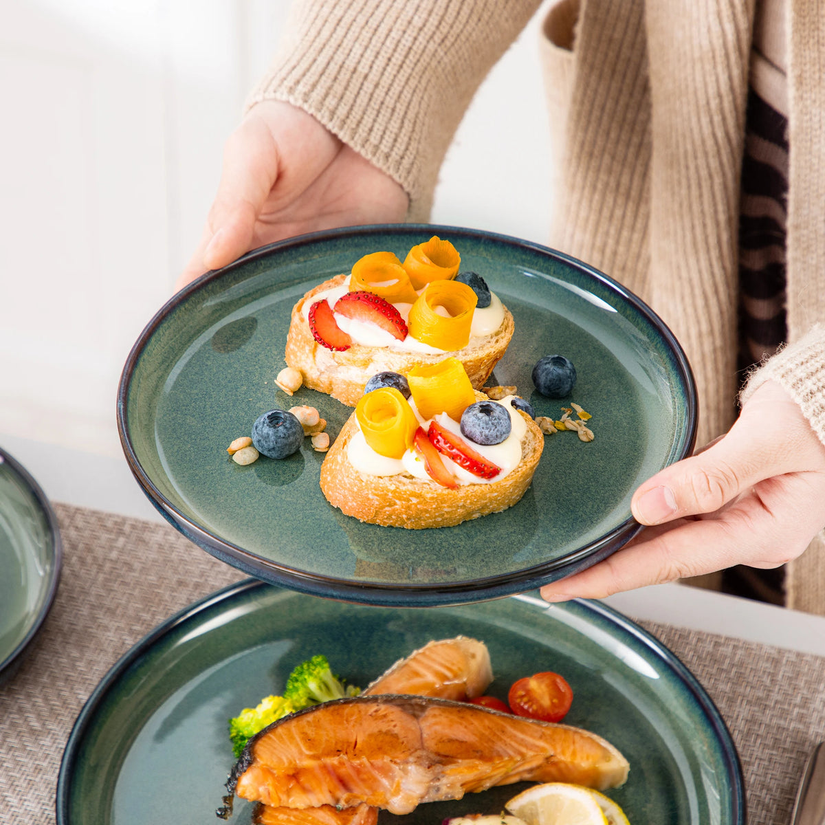 12/18 Piece Green Reactive Glaze Dinnerware Set, Scratch Resistant Stoneware Set with 4/6pcs Dinner Plate/Dessert/Bowl