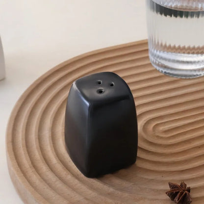 Japanese Simple Black White Ceramics Seasoning Bottle Set, Porcelain Pepper Shaker Salt or Spice