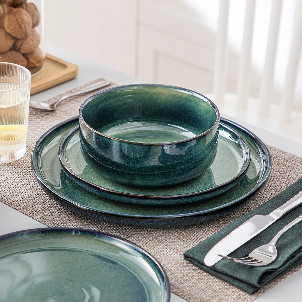 12/18 Piece Green Reactive Glaze Dinnerware Set, Scratch Resistant Stoneware Set with 4/6pcs Dinner Plate/Dessert/Bowl