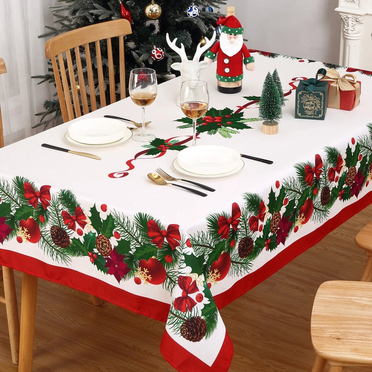 Christmas Tablecloth, Washable Table Cover, Festive Tablecloth for Dining Room, Party and Holiday Table Decorations