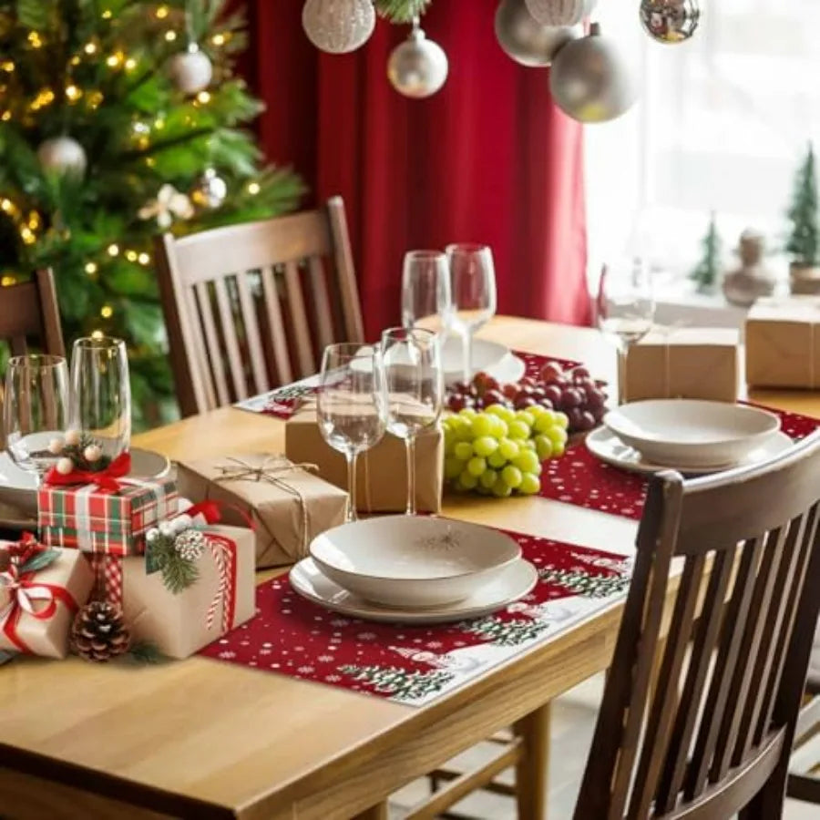 Set of 6 Christmas Placemats, Non-Slip for Kitchen Dining Tables, Washable Table