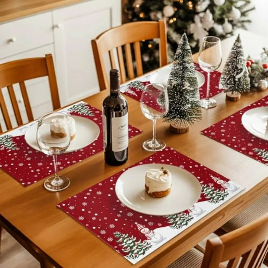 Set of 6 Christmas Placemats, Non-Slip for Kitchen Dining Tables, Washable Table