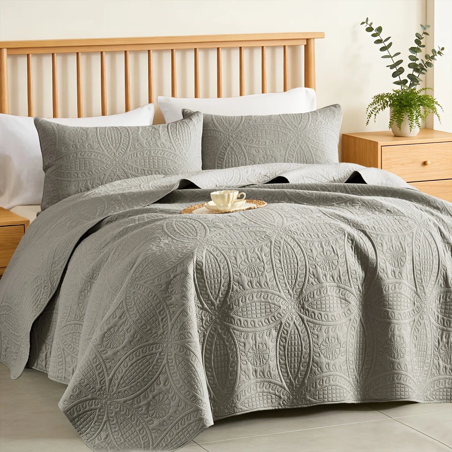 3pcs Or 2pcs Luxury Lightweight Bedspreads Set -Anti-cat Scratch Soft And Breathable Quilt Microfiber Bedspread