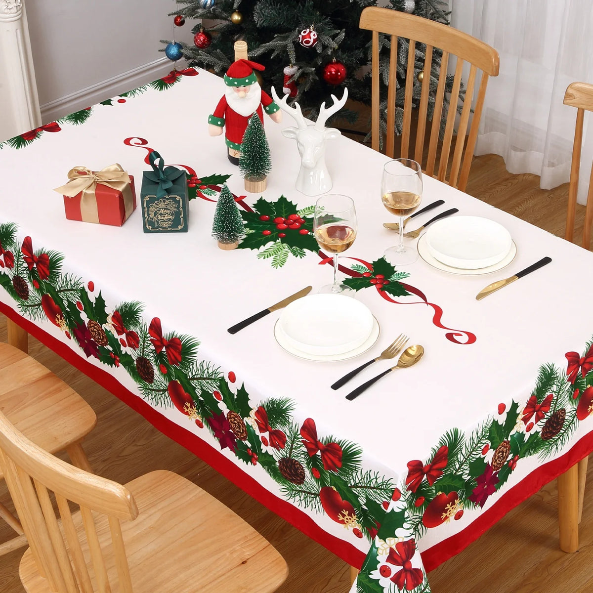 Christmas Tablecloth, Washable Table Cover, Festive Tablecloth for Dining Room, Party and Holiday Table Decorations